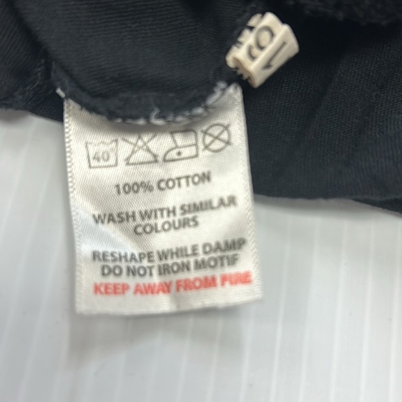 Guinness T-Shirt Dublin Stout Black‎ Size M EUC - Picture 7 of 7